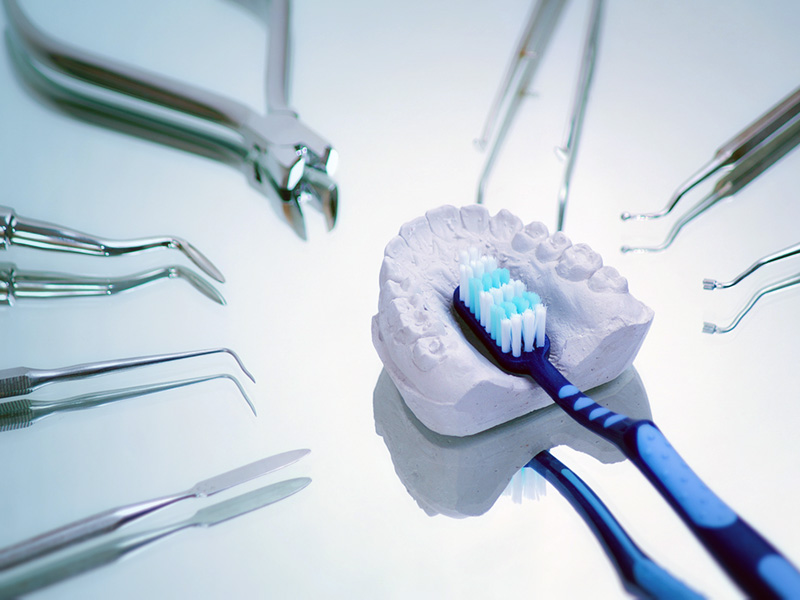 Igiene dentale per denti puliti a Milano