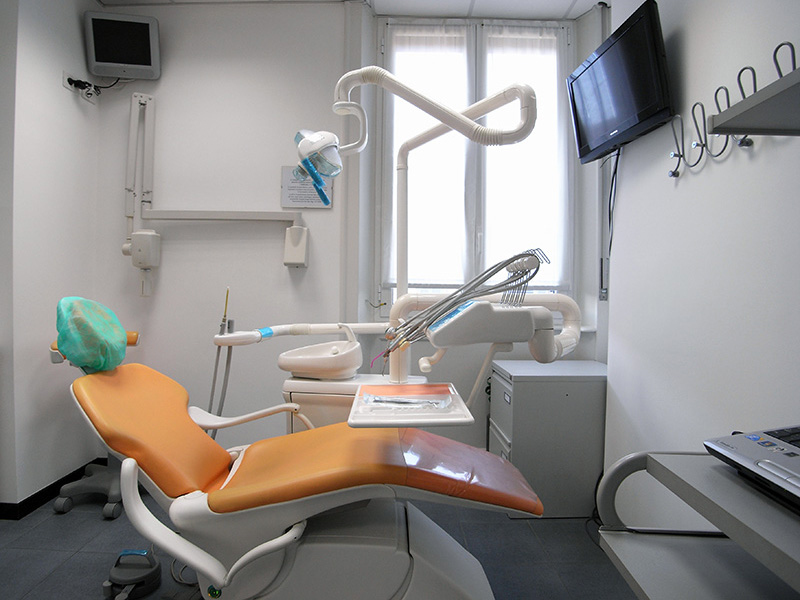 Studio dentistico a Milano in Piazza XXIV maggio
